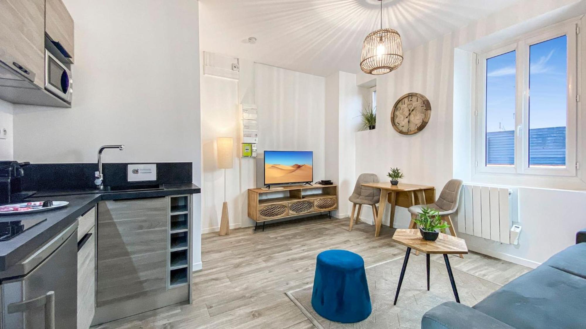Homey Titi - Hyper-Centre - Proche Gare Et Tram - Lit Convertible - Wifi Gratuit Annemasse Exterior photo